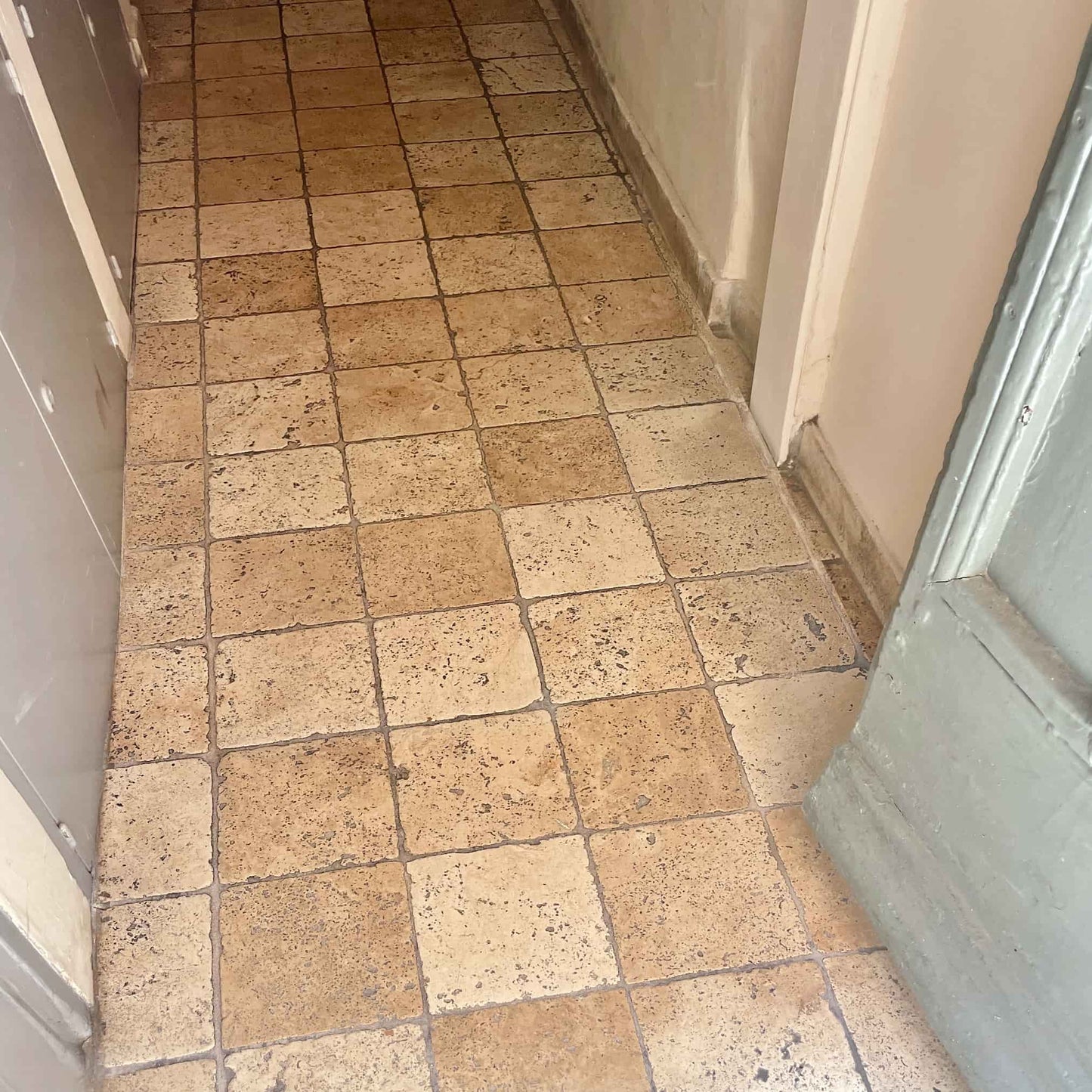 Bodenplatte TRAVERTIN RUSTIC MIX