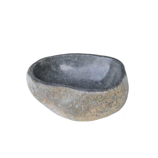 Vasque taillée dans un galet naturel, intérieur marbre gris brillant. Pièce unique, finitions soignées, dimensions 28-35 cm, évacuation incluse.