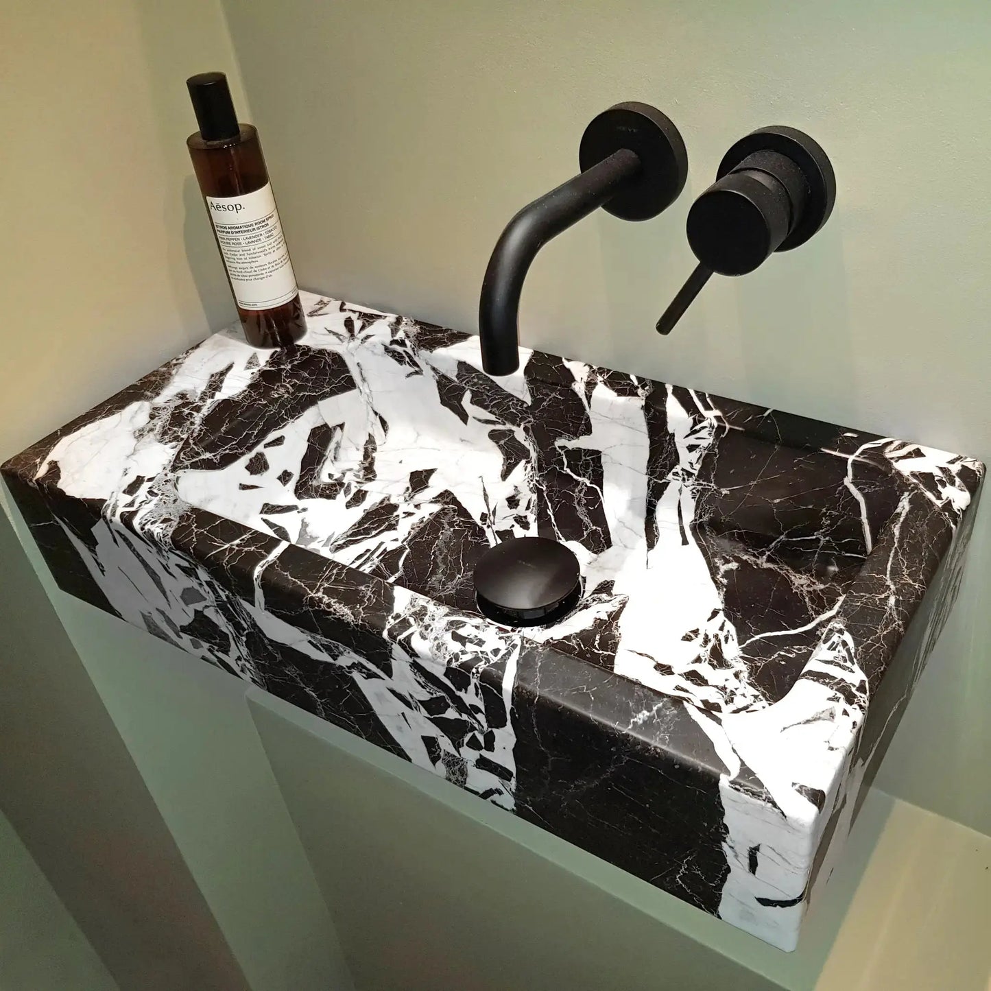 Vasque rectangulaire en marbre GRAND ANTIQUE D'AUBERT