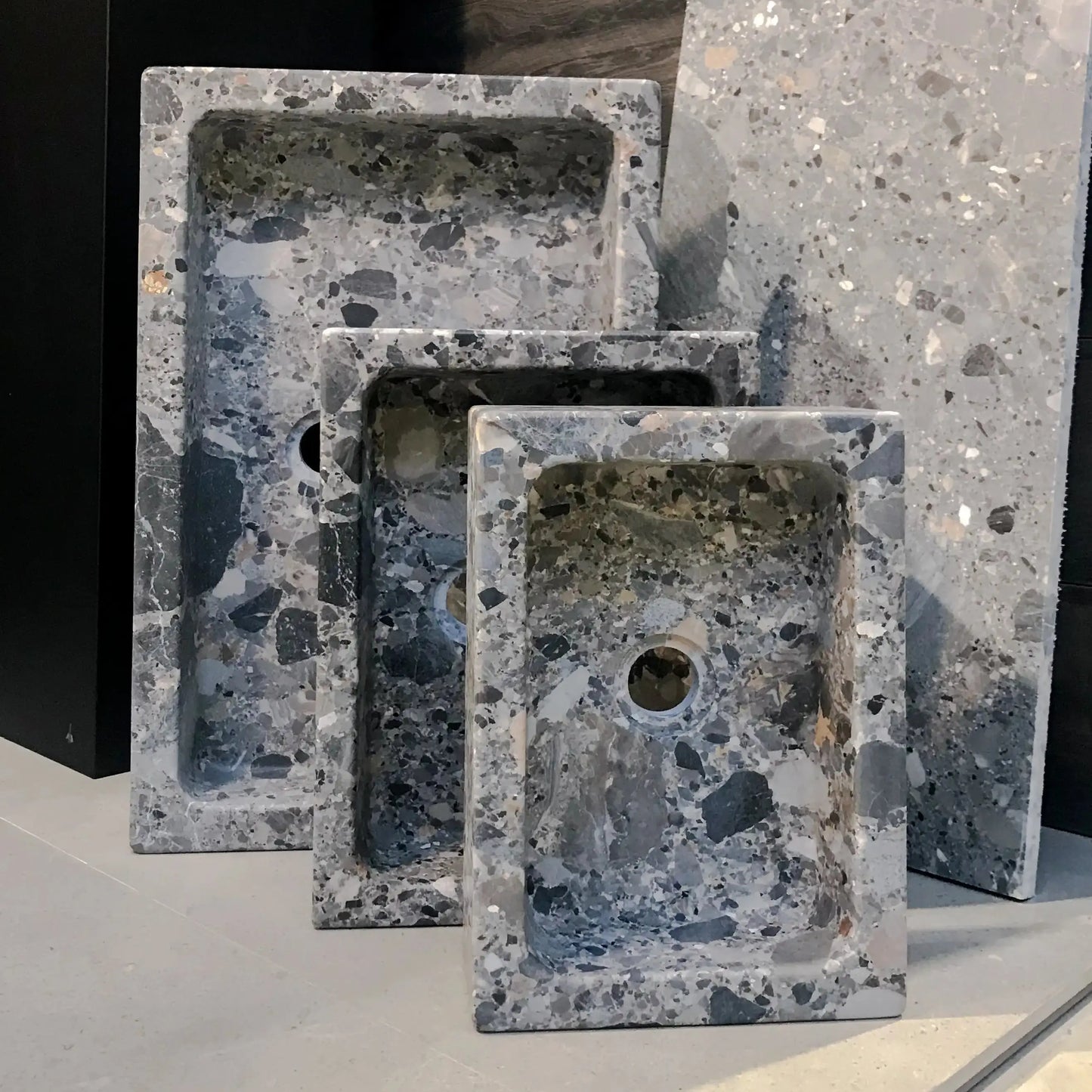 Vasque rectangulaire en marbre BRECCIA PARMA