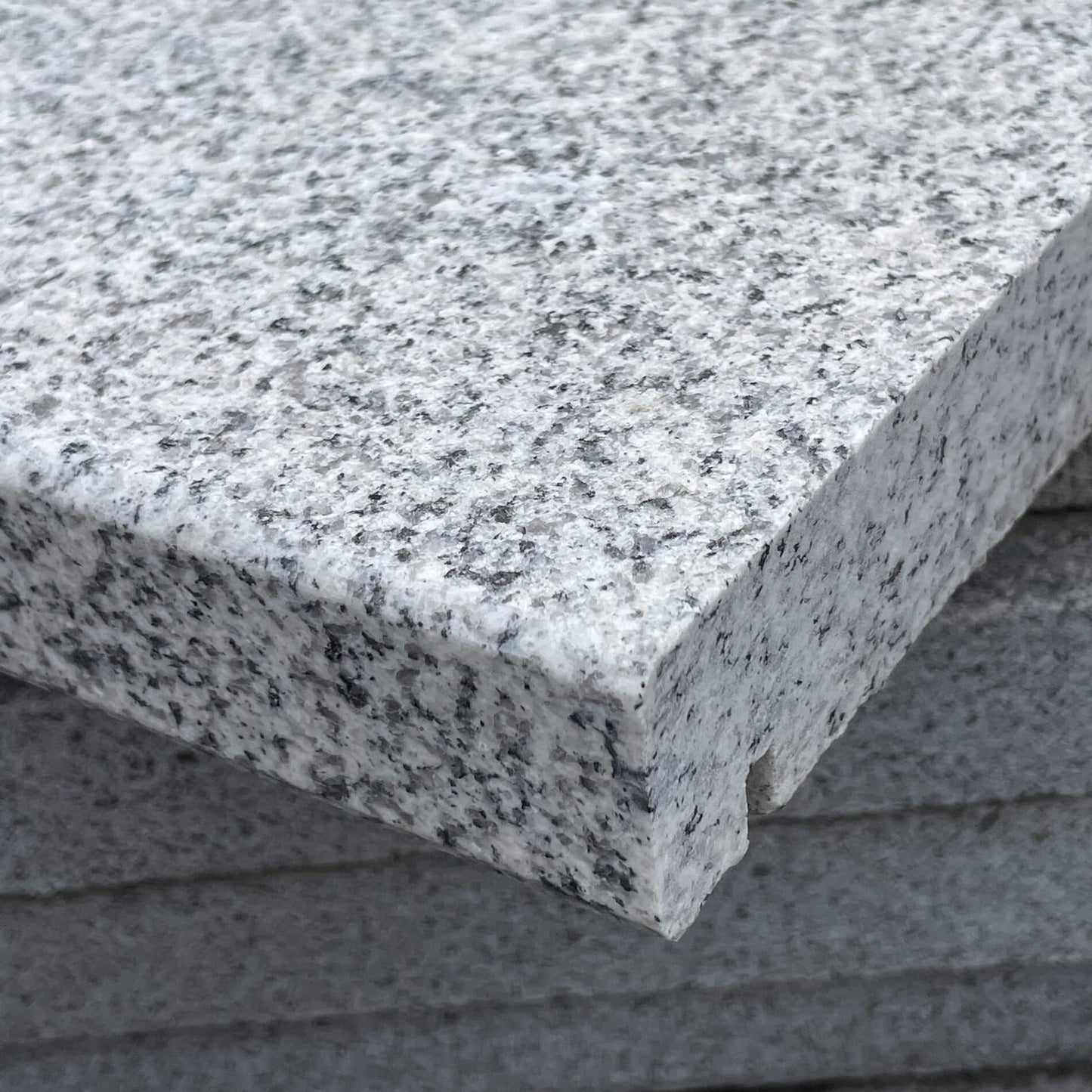 Mauerabdeckungen Granit SILVERSAND